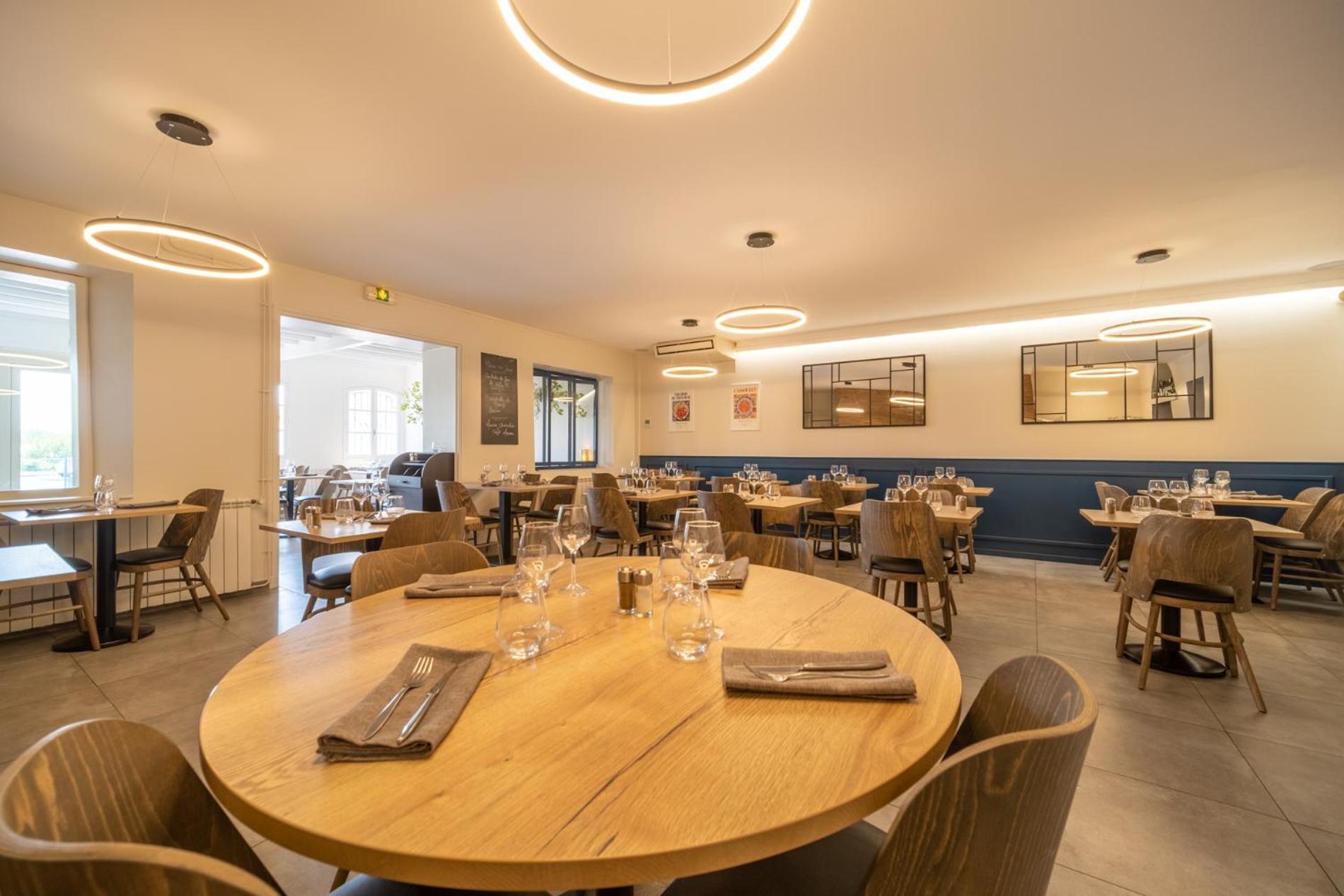 Hotel Restaurant Du Lauragais Logis De France Вільфранш-де-Лораґе Екстер'єр фото